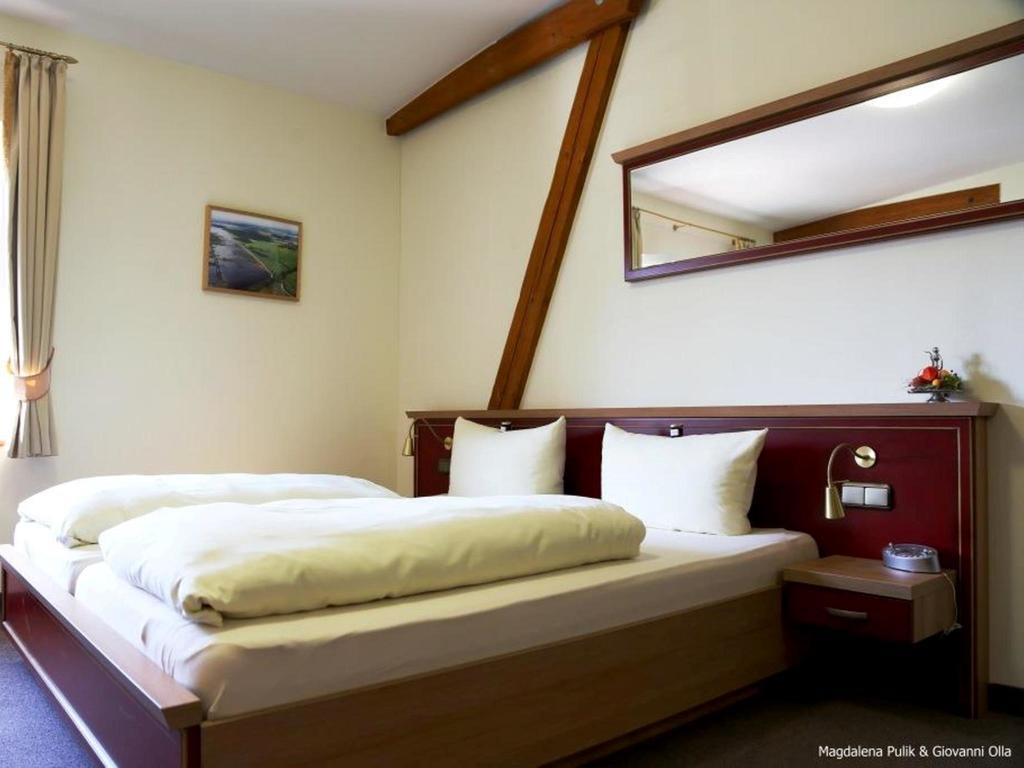 Hotel Und Restaurant Am Peenetal Liepen  Habitación foto