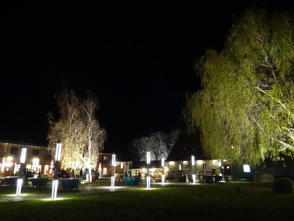 Hotel Und Restaurant Am Peenetal Liepen  Exterior foto
